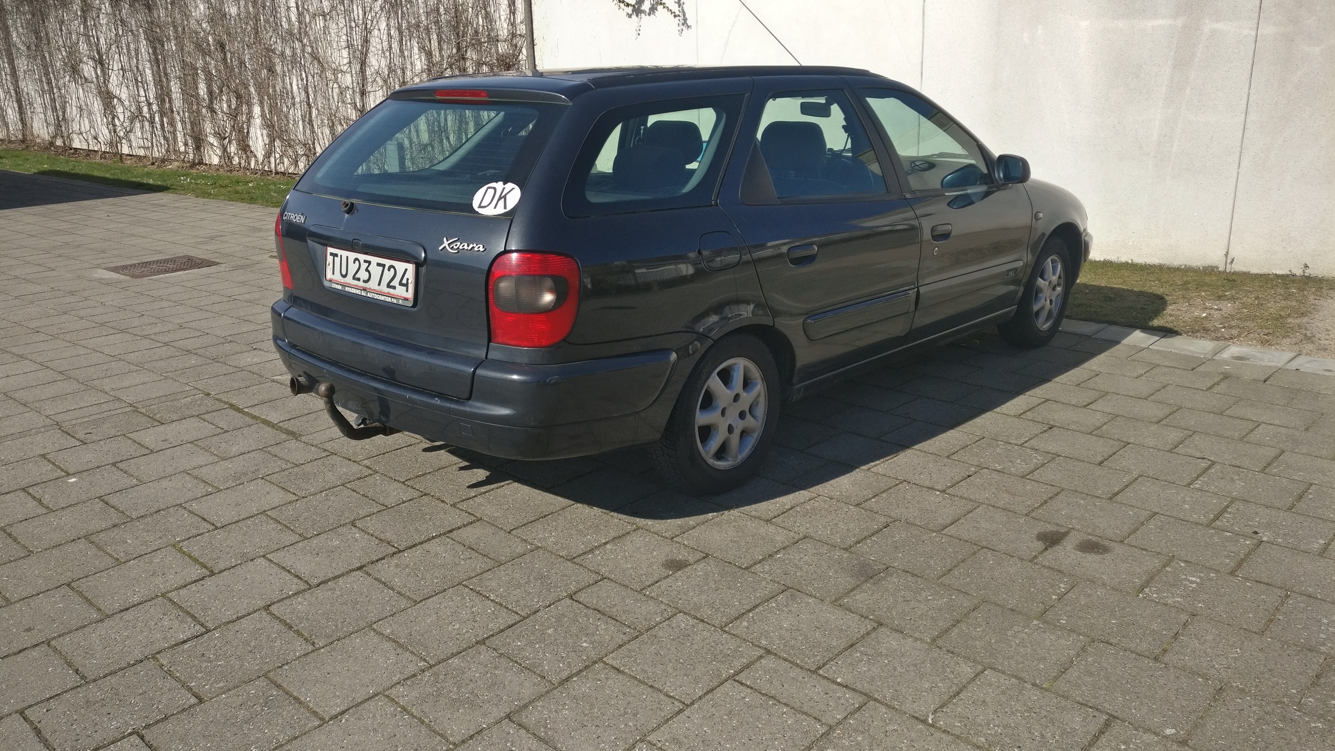 Sort Citroën Xsara fra 2000