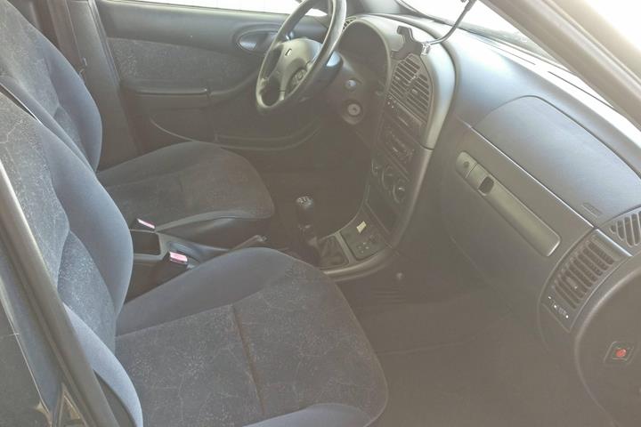 Sort Citroën Xsara fra 2000