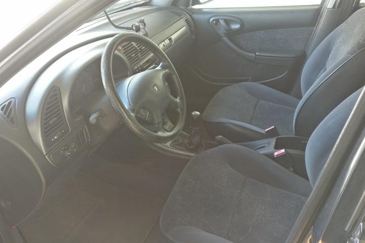 Sort Citroën Xsara fra 2000