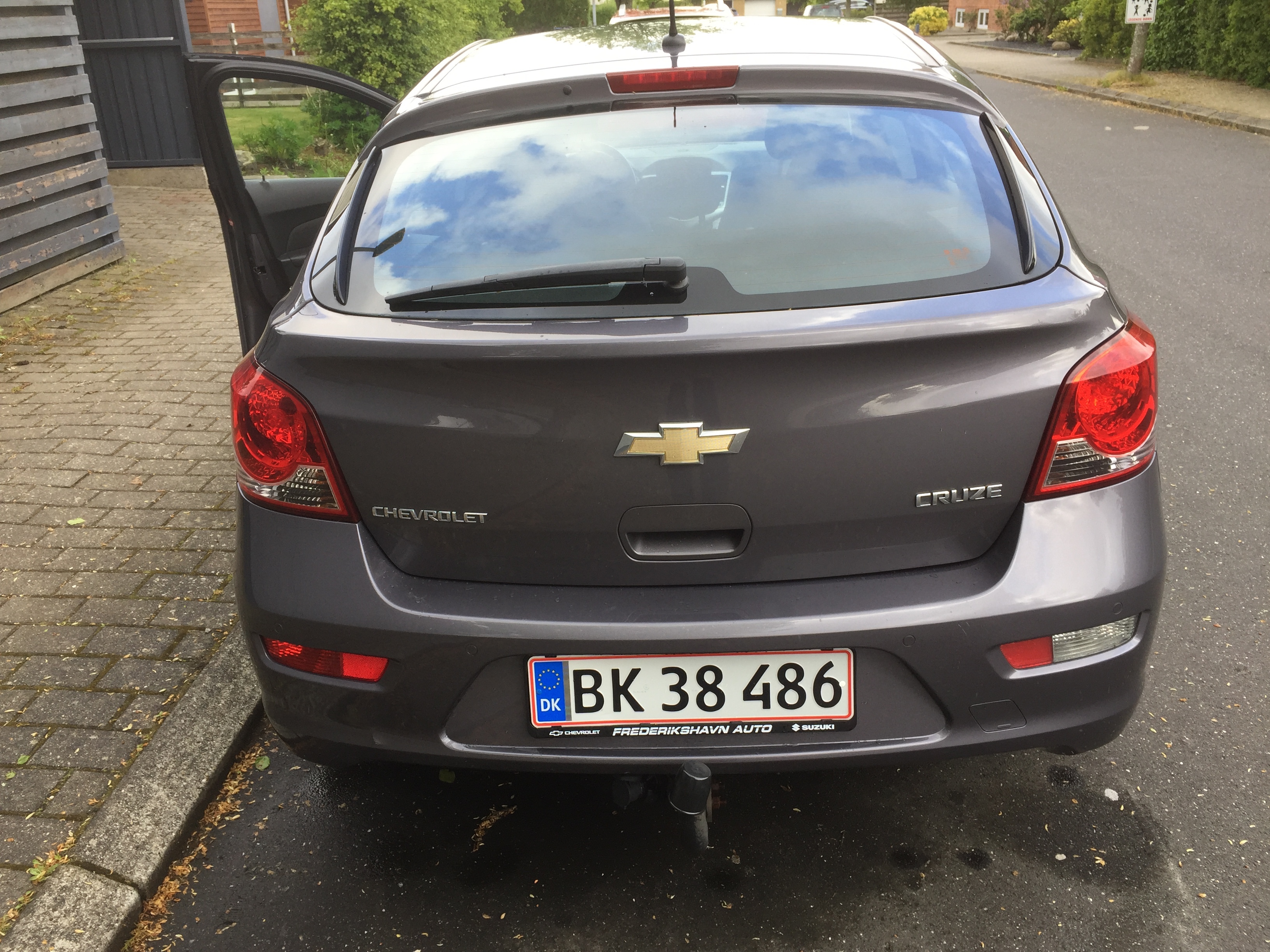 Grå Chevrolet Cruze fra 2012