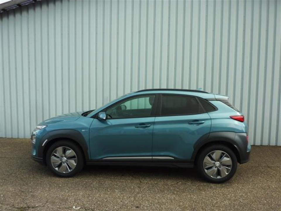Blå Hyundai Kona fra 2020
