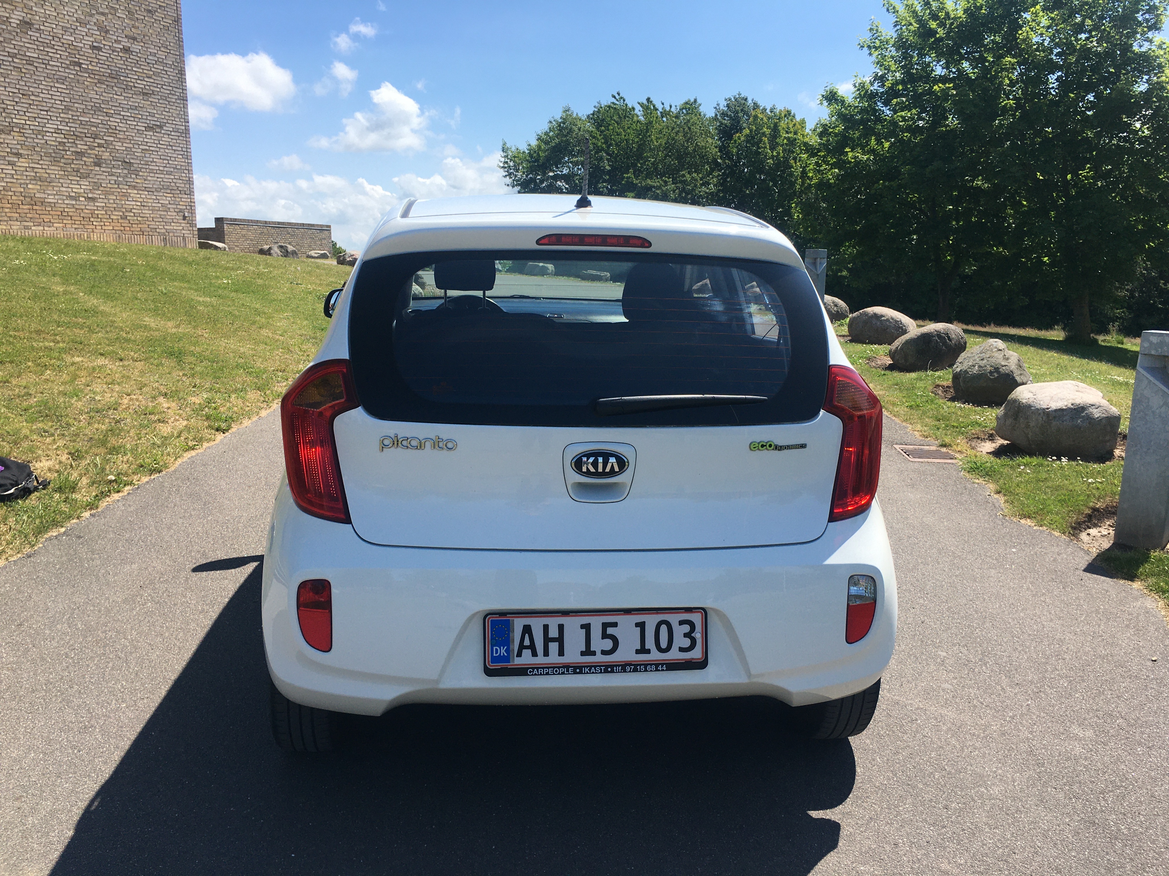 Hvid Kia Picanto fra 2013