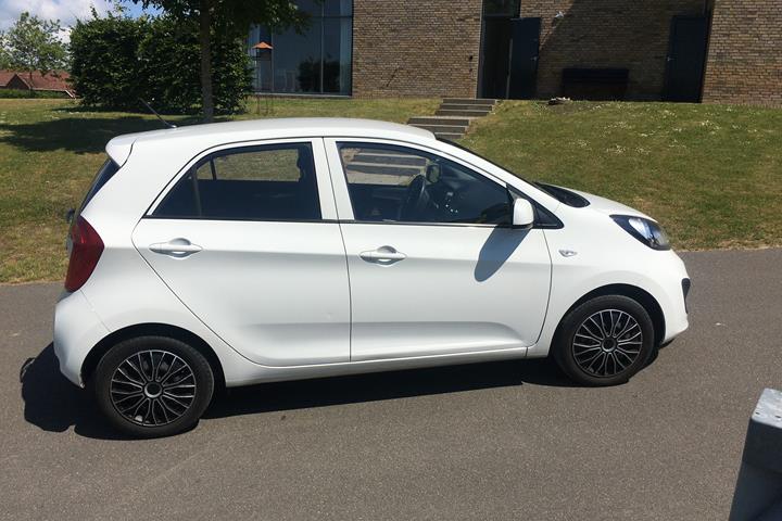 Hvid Kia Picanto fra 2013