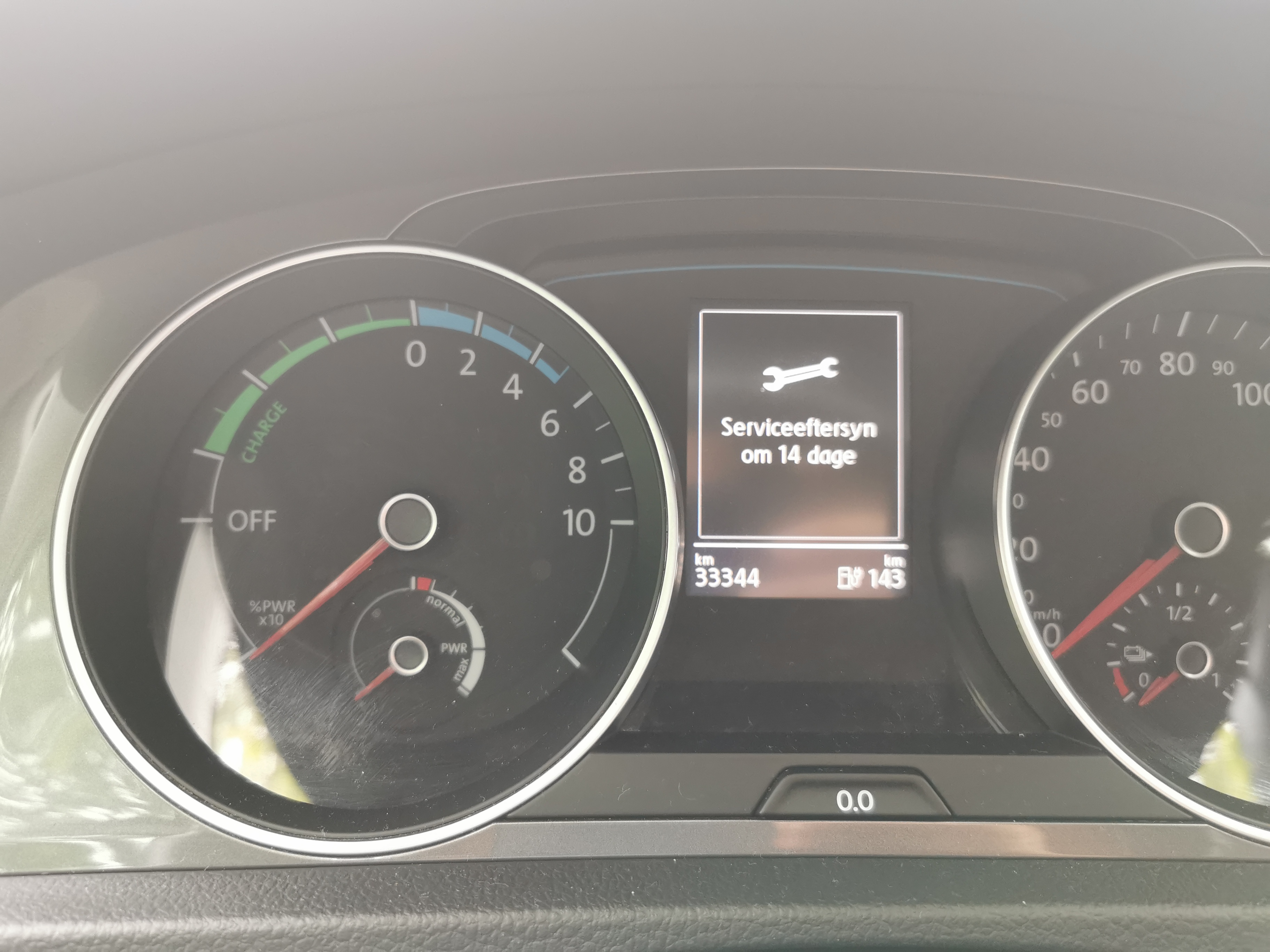Hvid VW e-Golf VII fra 2016