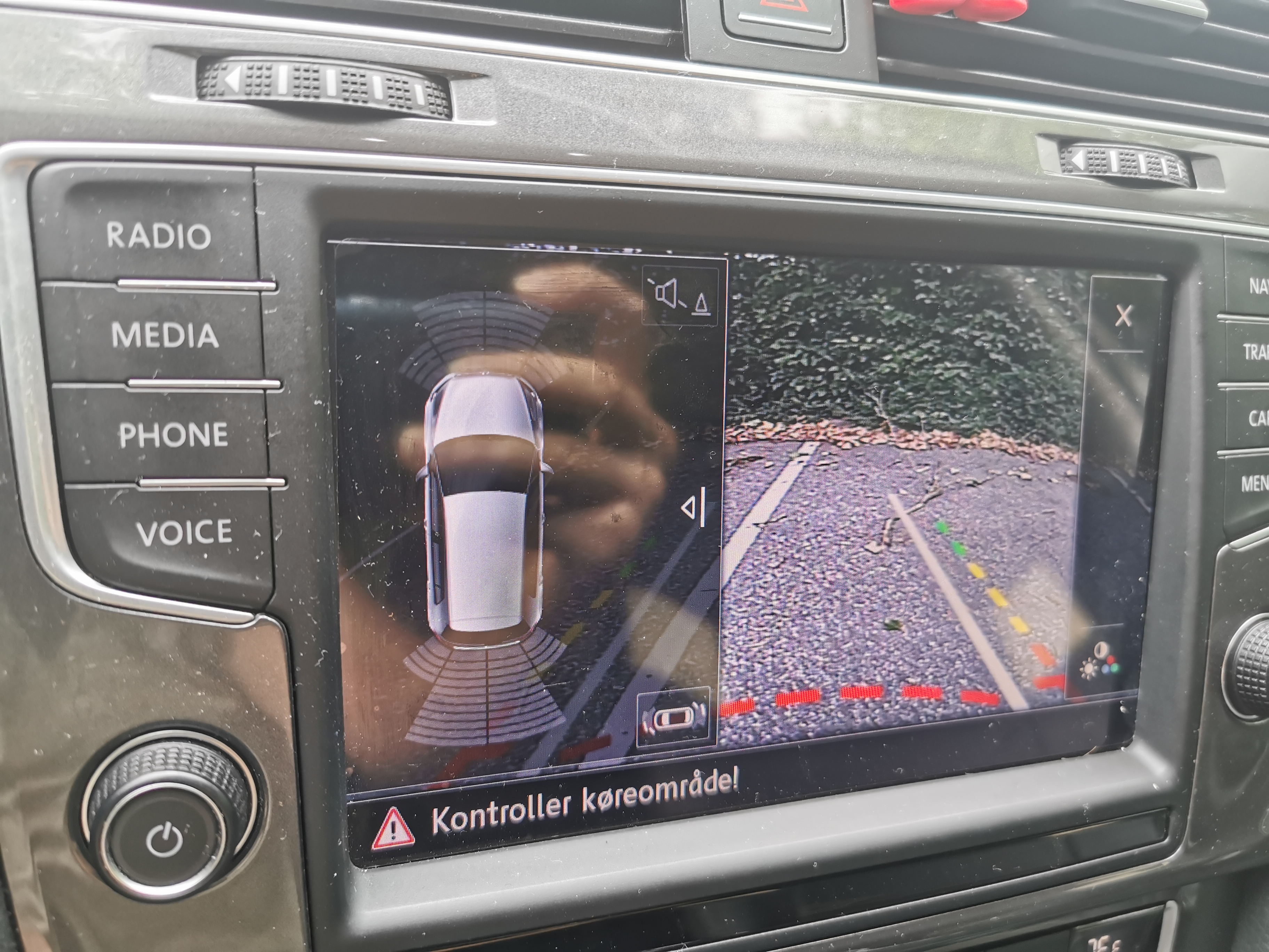 Hvid VW e-Golf VII fra 2016