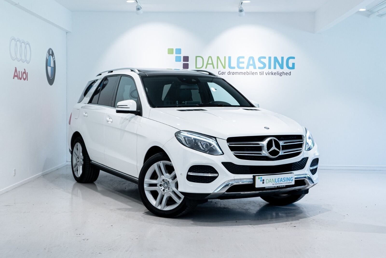 Guide til Mercedes GLE250 d 4MATIC 9G-TRONIC (Årgang 08/2015 - 05/2018)
