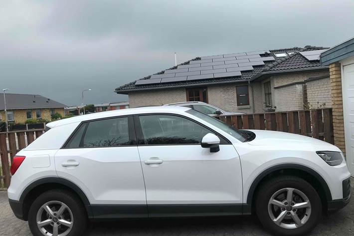 Hvid Audi Q2 fra 2019