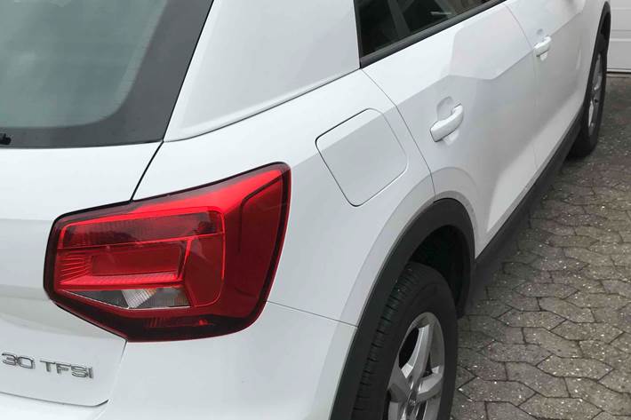 Hvid Audi Q2 fra 2019