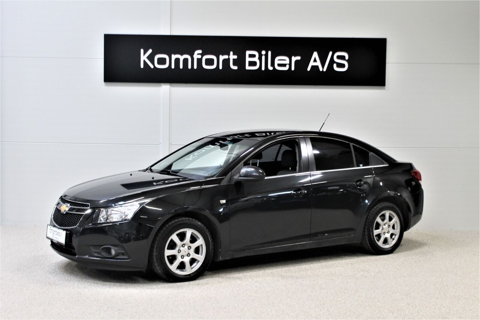 Grå Chevrolet Cruze fra 2010