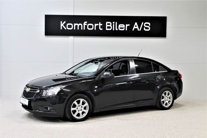 Grå Chevrolet Cruze fra 2010