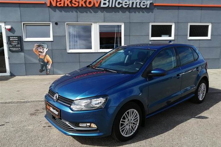 Blå VW Polo fra 2015