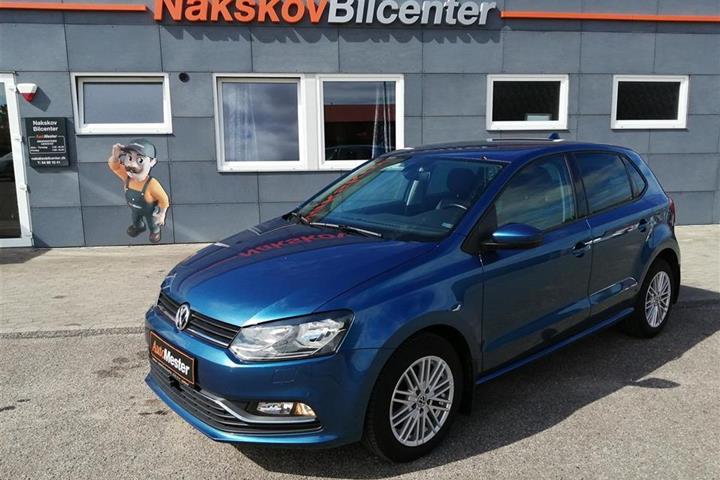 Blå VW Polo fra 2015