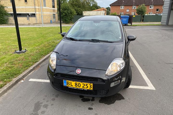 Sort Fiat Punto fra 2012