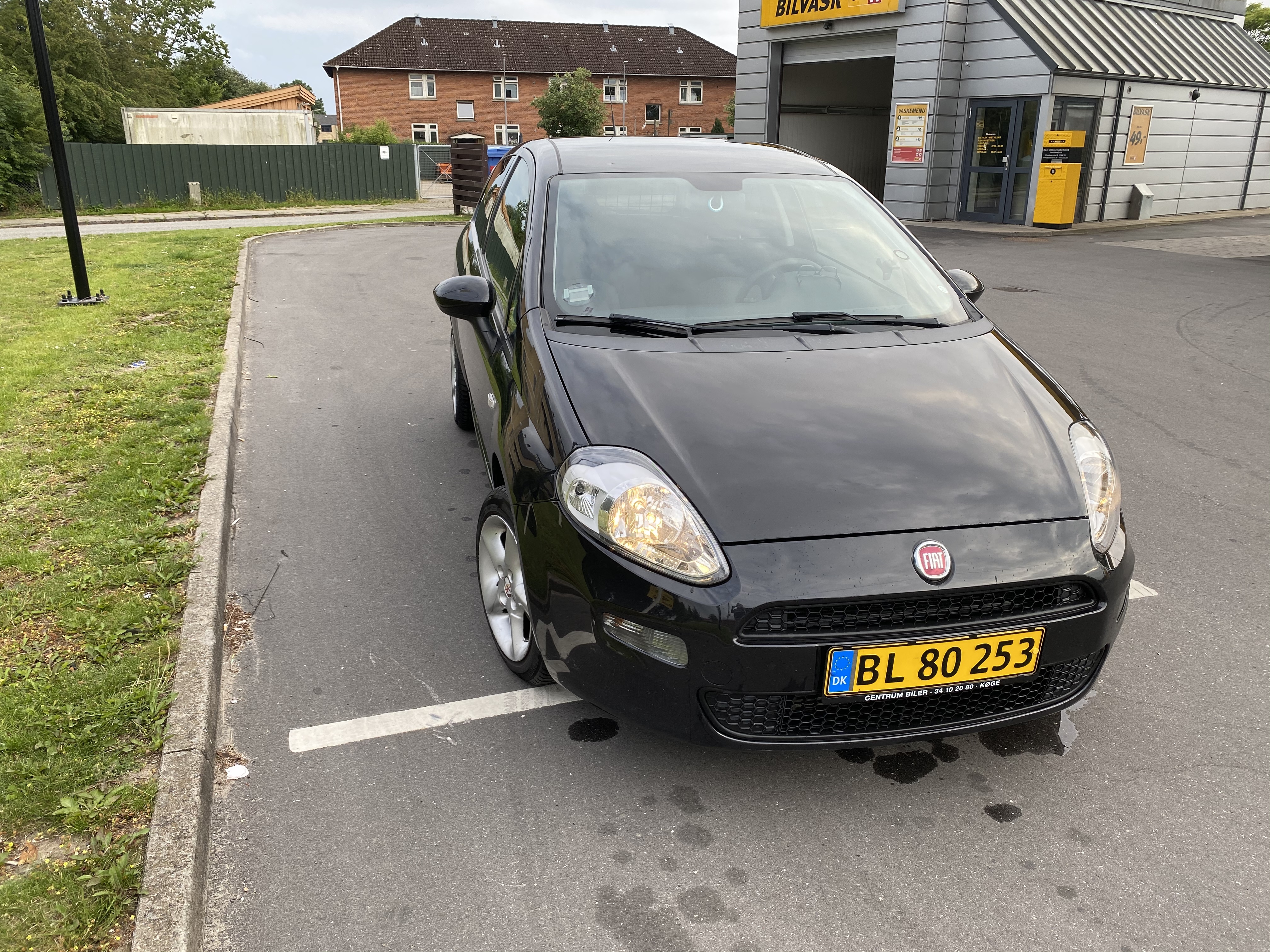 Sort Fiat Punto fra 2012