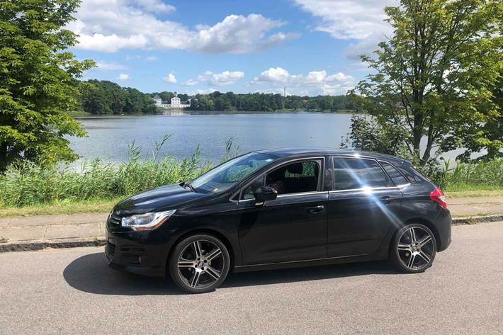 Sort Citroën C4 fra 2014