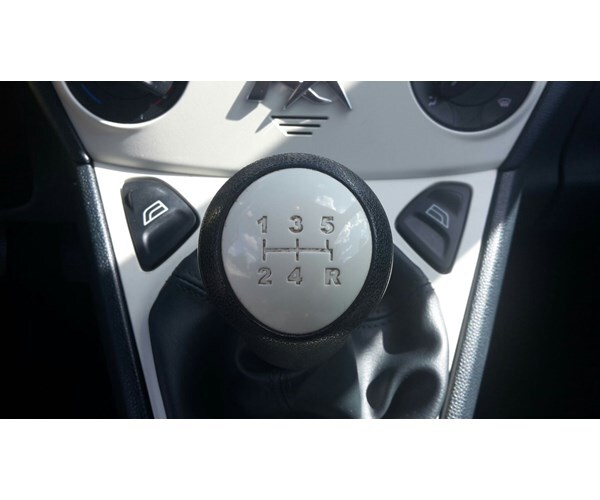 Sort Ford Ka fra 2014
