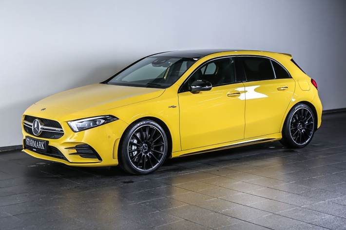 Gul Mercedes A35 fra 2020