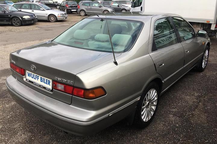 undefined Toyota Camry fra 1998