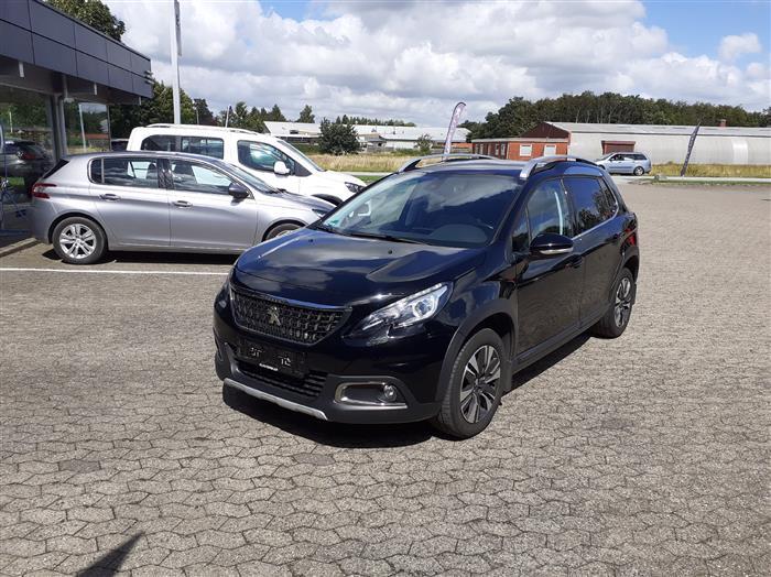 Sort Peugeot 2008 fra 2017