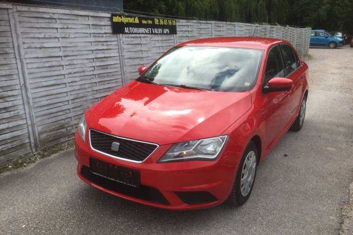 Rød Seat Toledo fra 2014