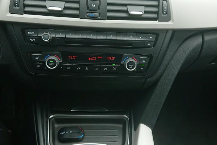 Sort BMW 316d fra 2013