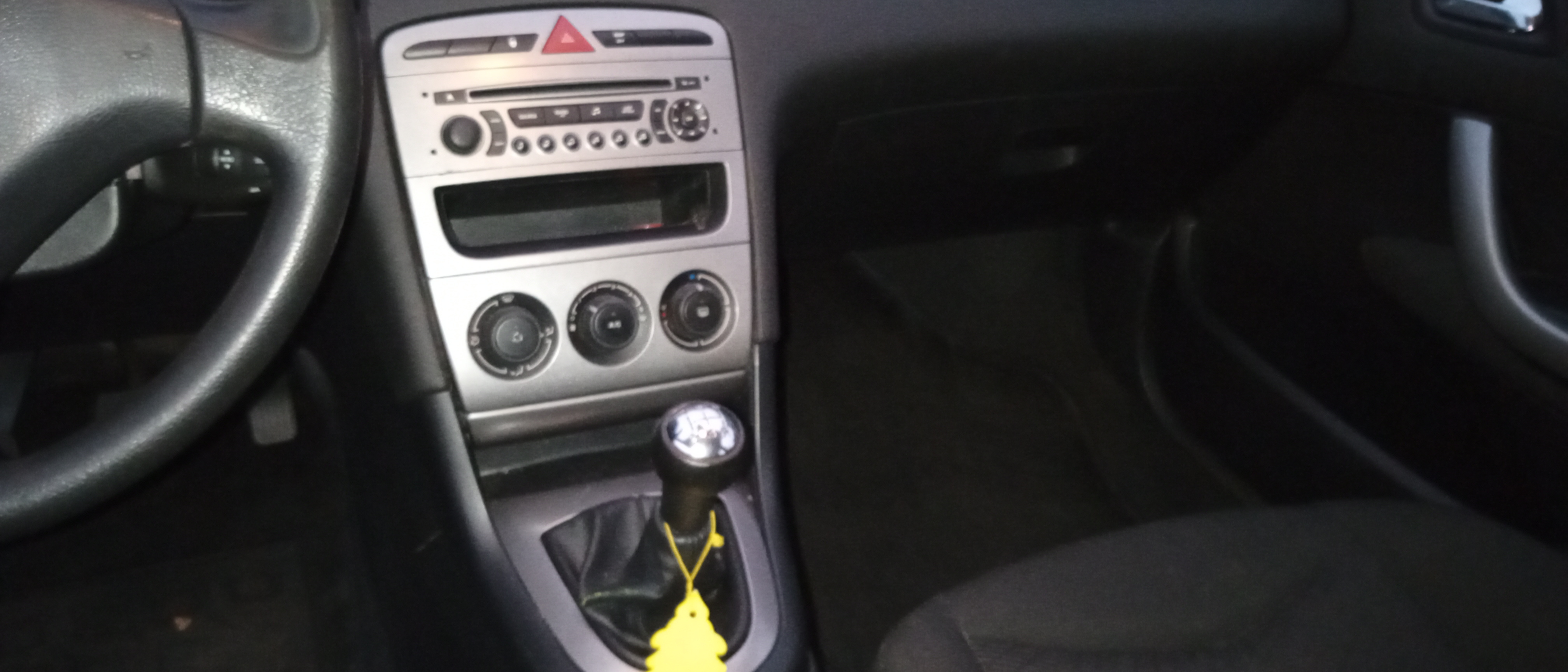 Sort Peugeot 308 fra 2008