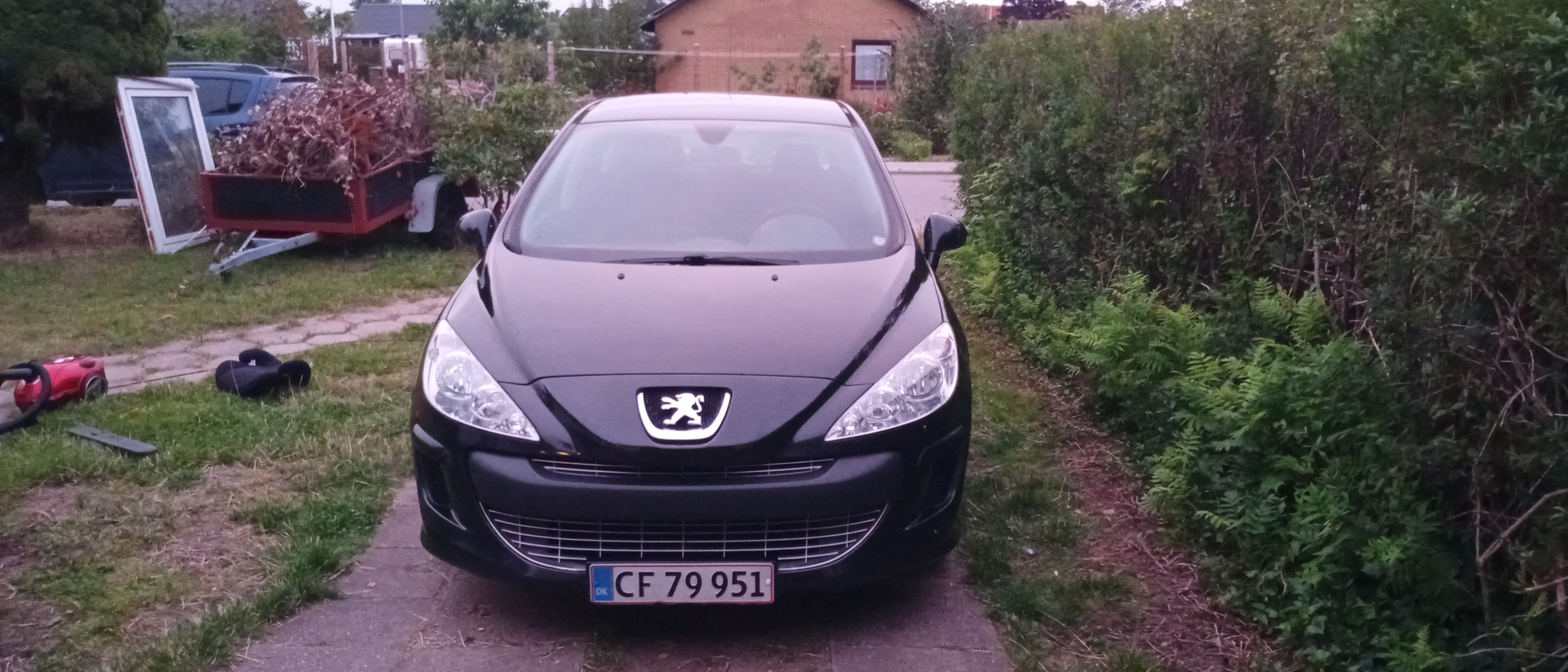 Sort Peugeot 308 fra 2008