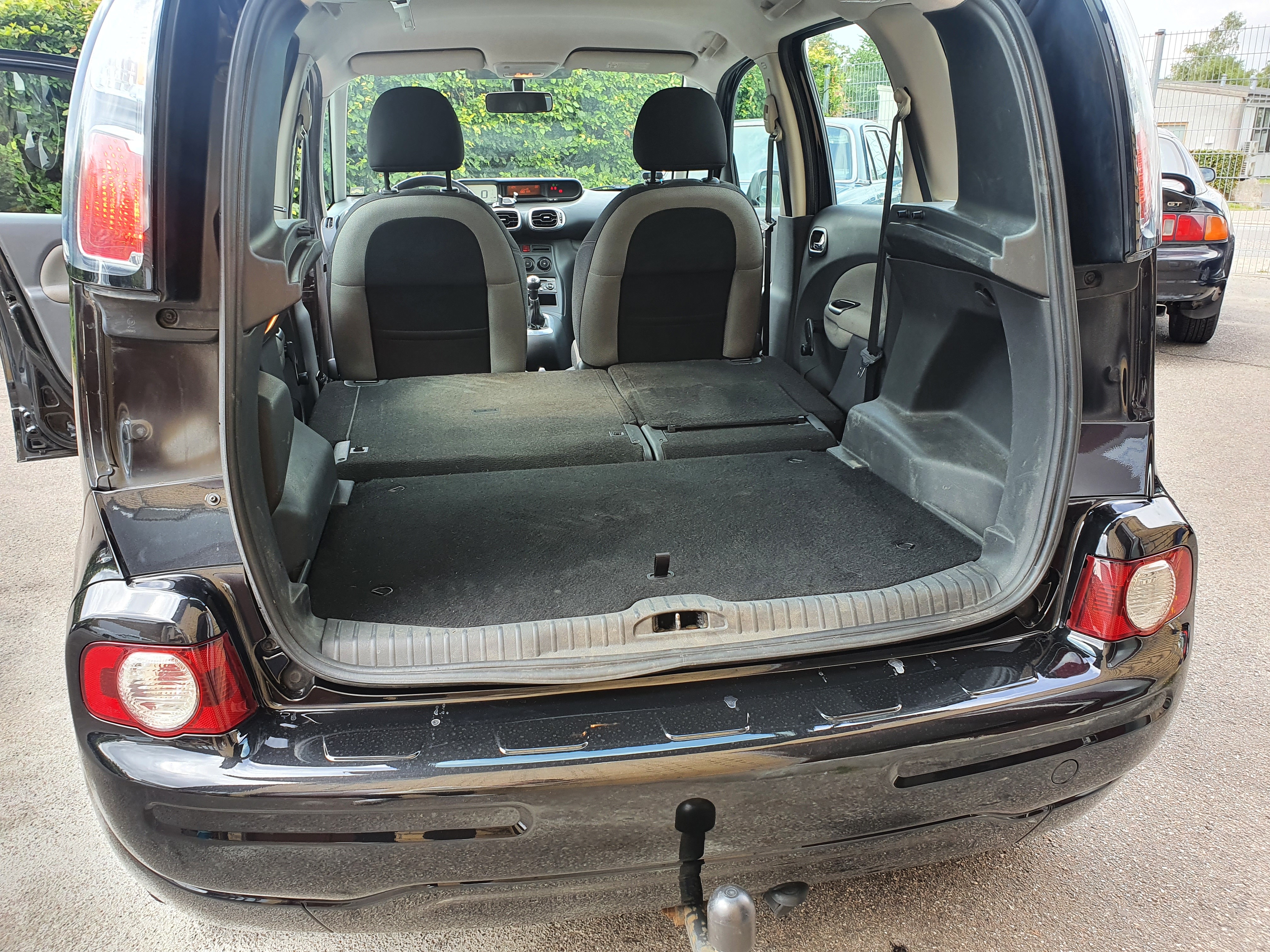 Sort Citroën C3 Picasso fra 2010
