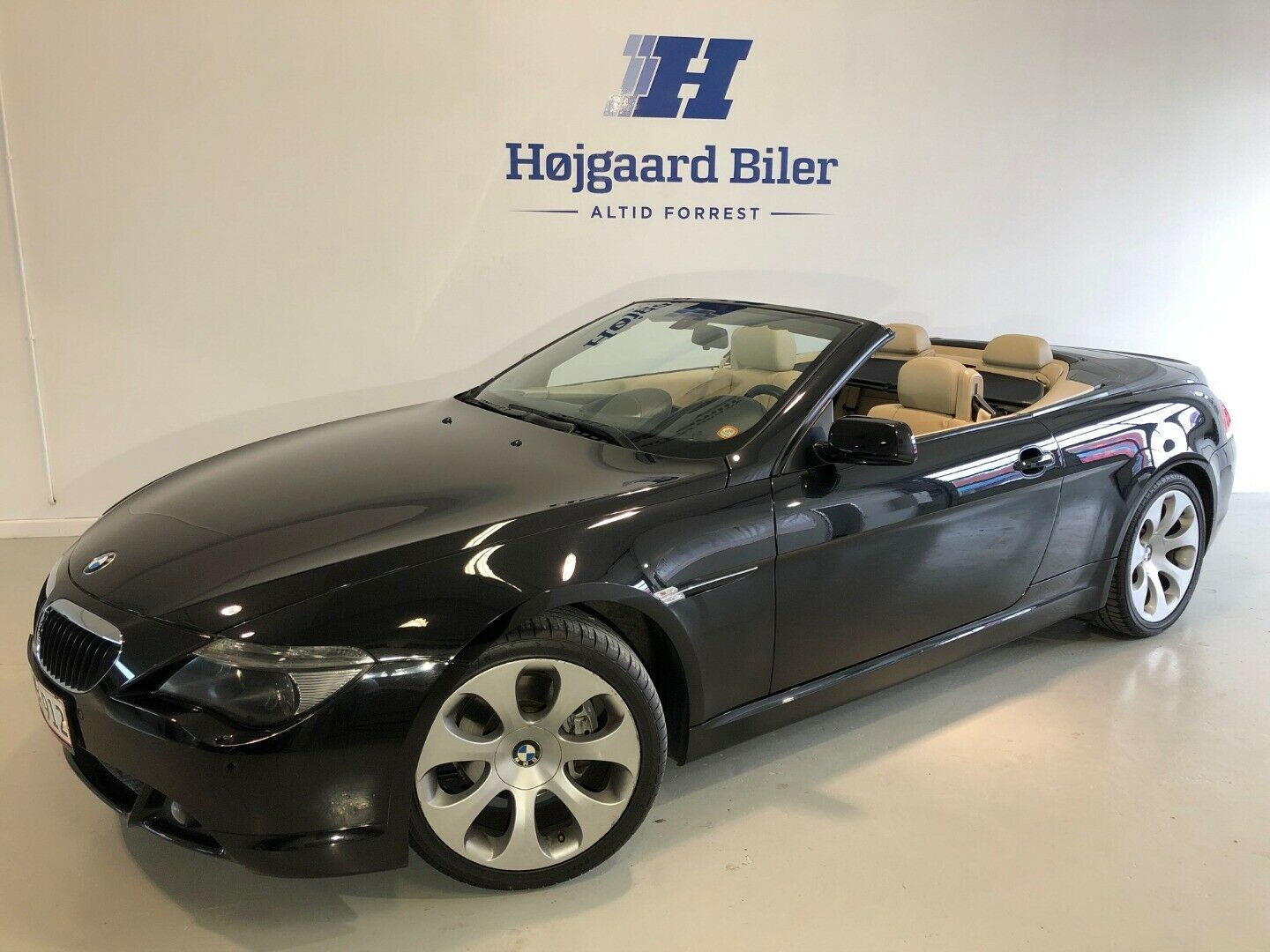 Sort BMW 630i fra 2006