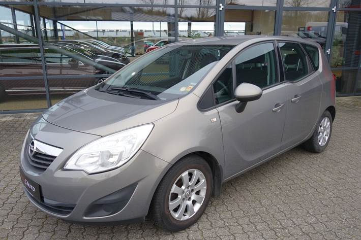 Grå Opel Meriva fra 2014