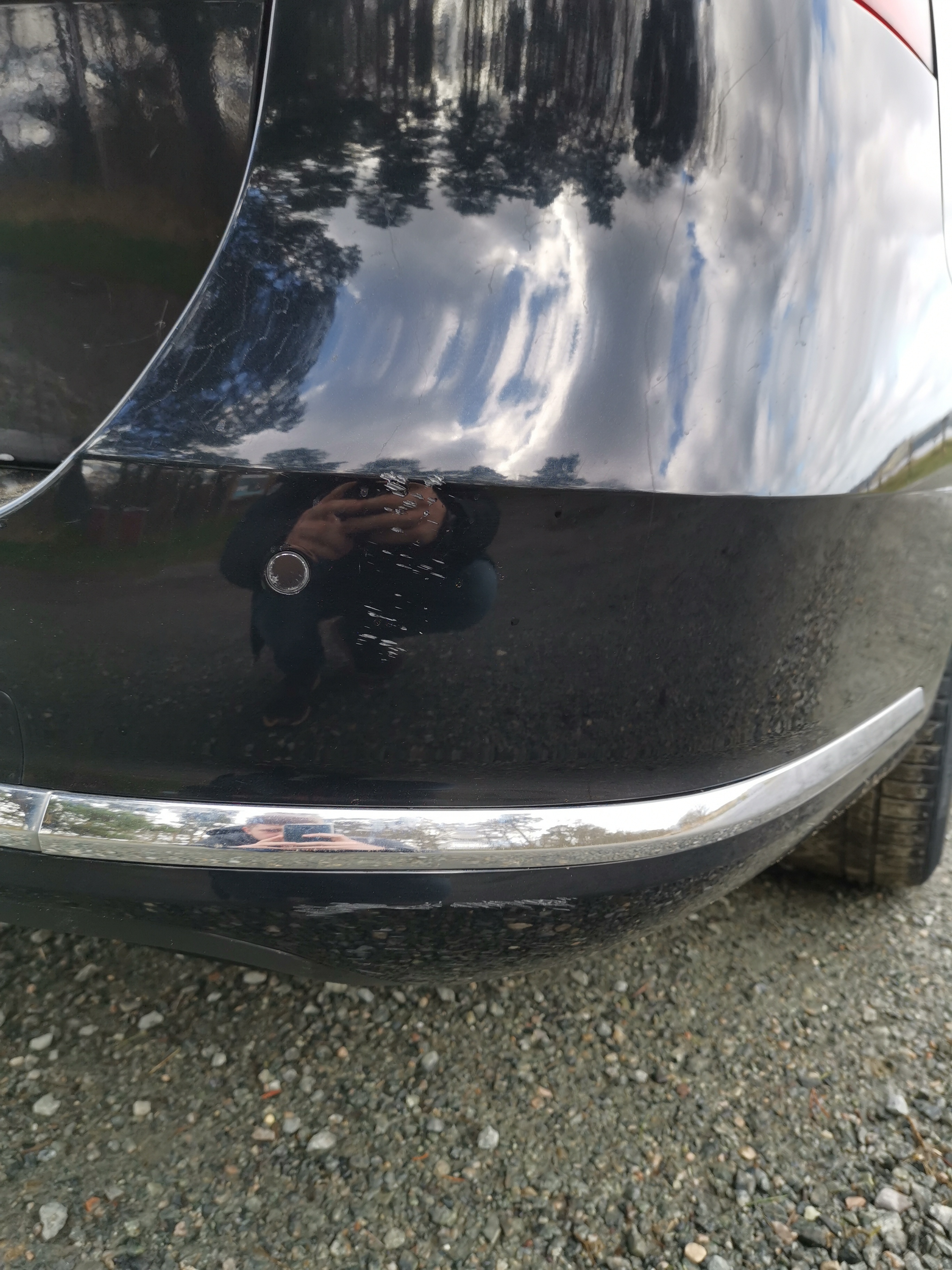 Sort VW Passat fra 2010