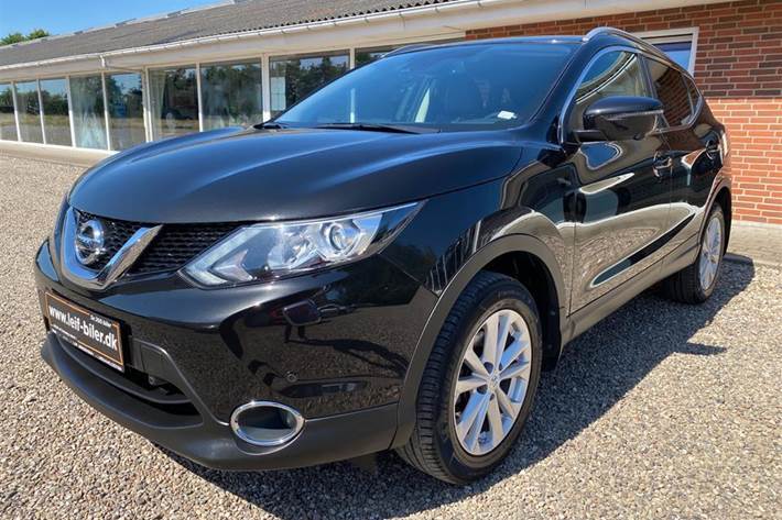 Sort Nissan Qashqai fra 2016
