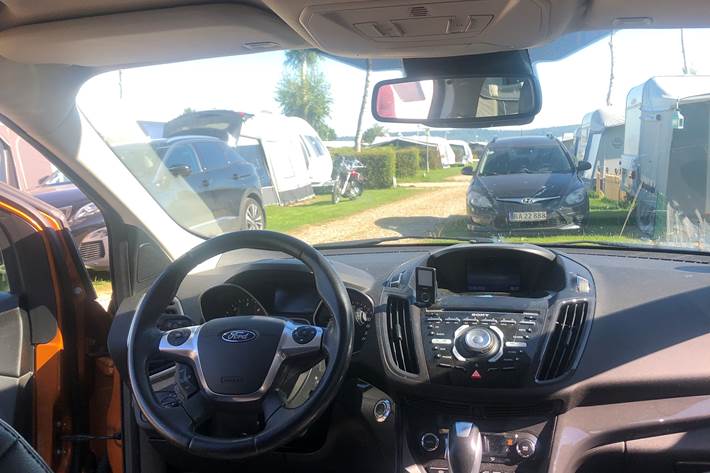 Bronze Ford Kuga fra 2015