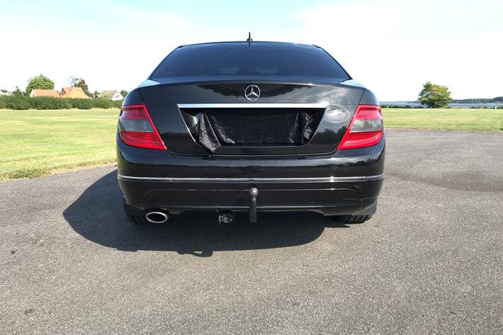 Sort Mercedes C220 d fra 2008