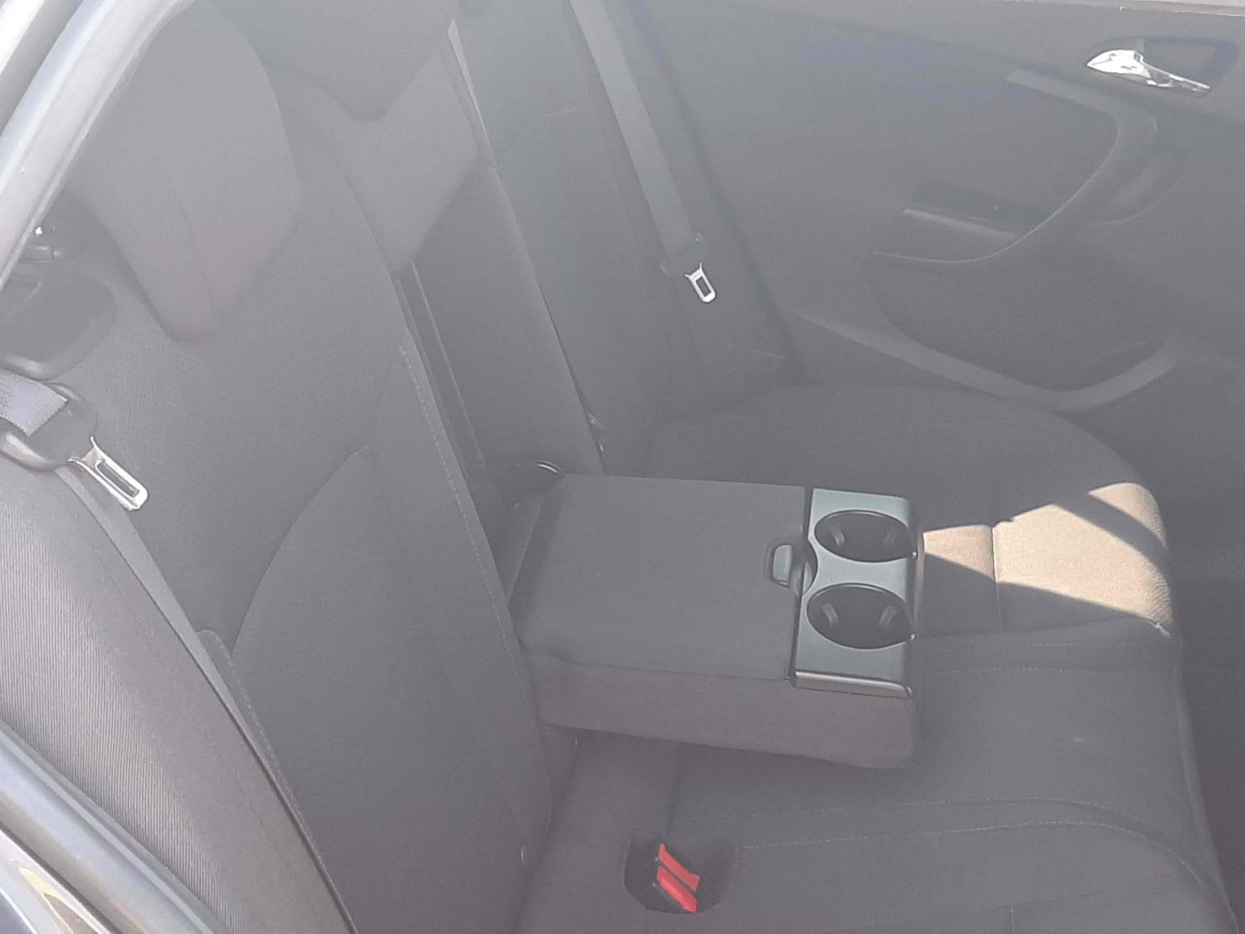 Sort Opel Insignia fra 2009