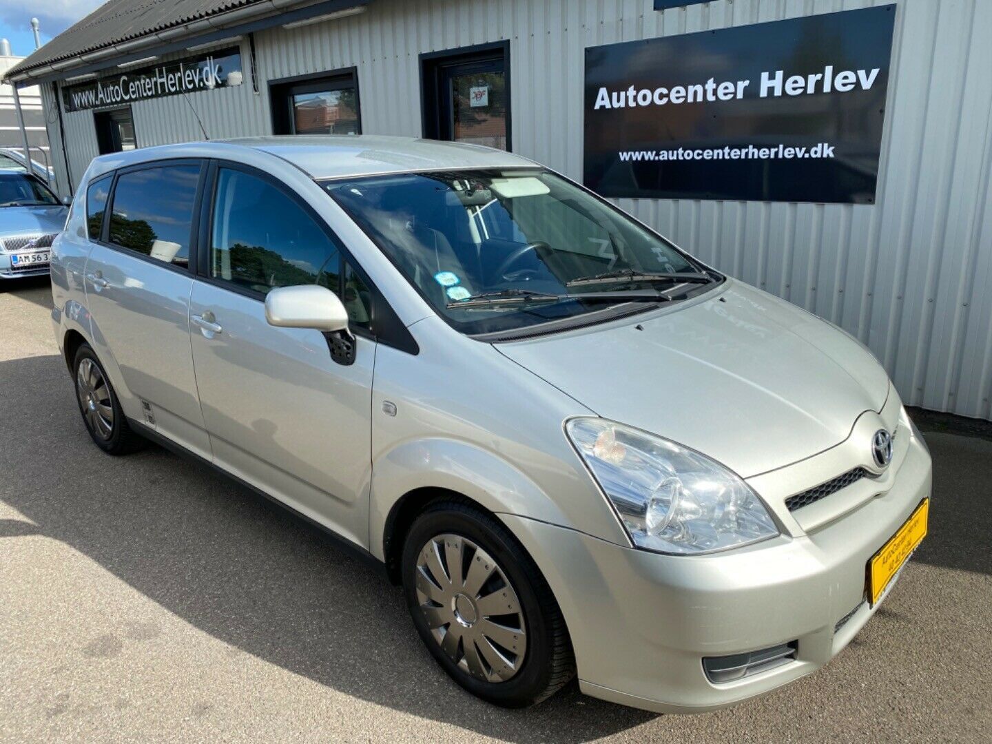 Grå Toyota Corolla Sportsvan fra 2004