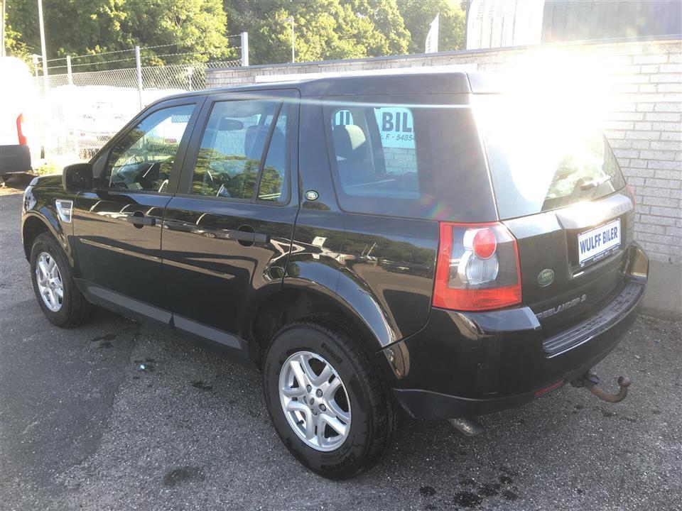 Sort Land Rover Freelander fra 2009