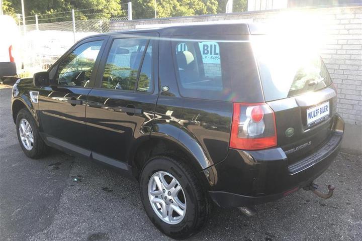 Sort Land Rover Freelander fra 2009