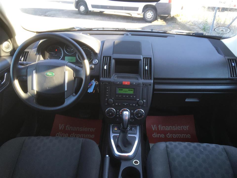 Sort Land Rover Freelander fra 2009