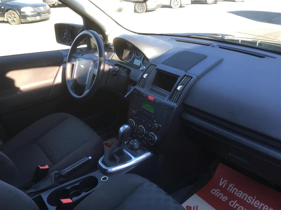 Sort Land Rover Freelander fra 2009