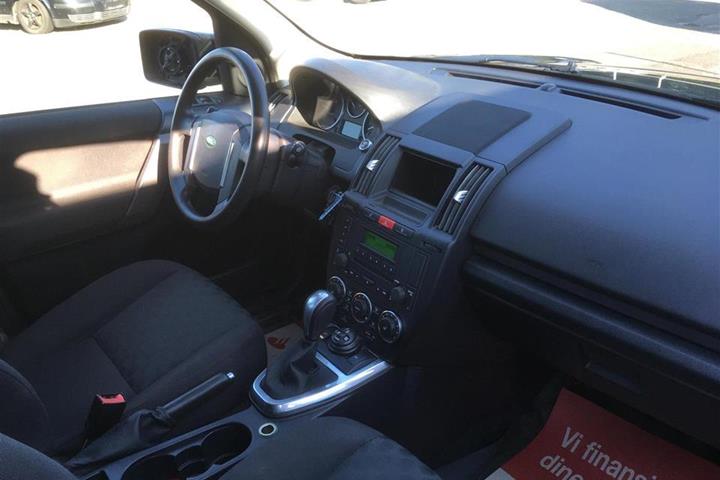 Sort Land Rover Freelander fra 2009