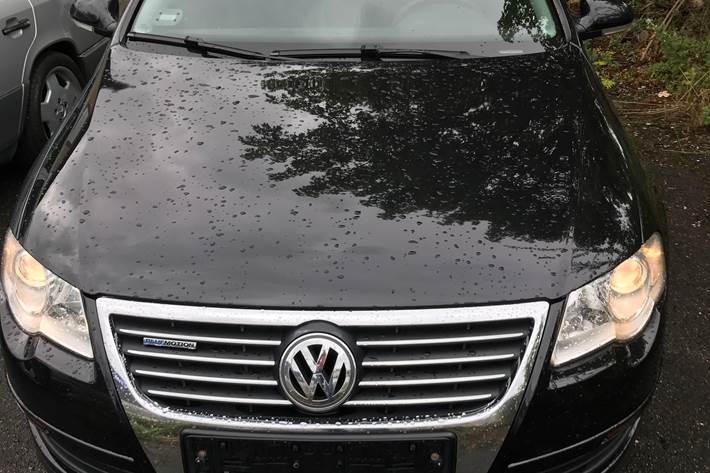 Sort VW Passat fra 2008