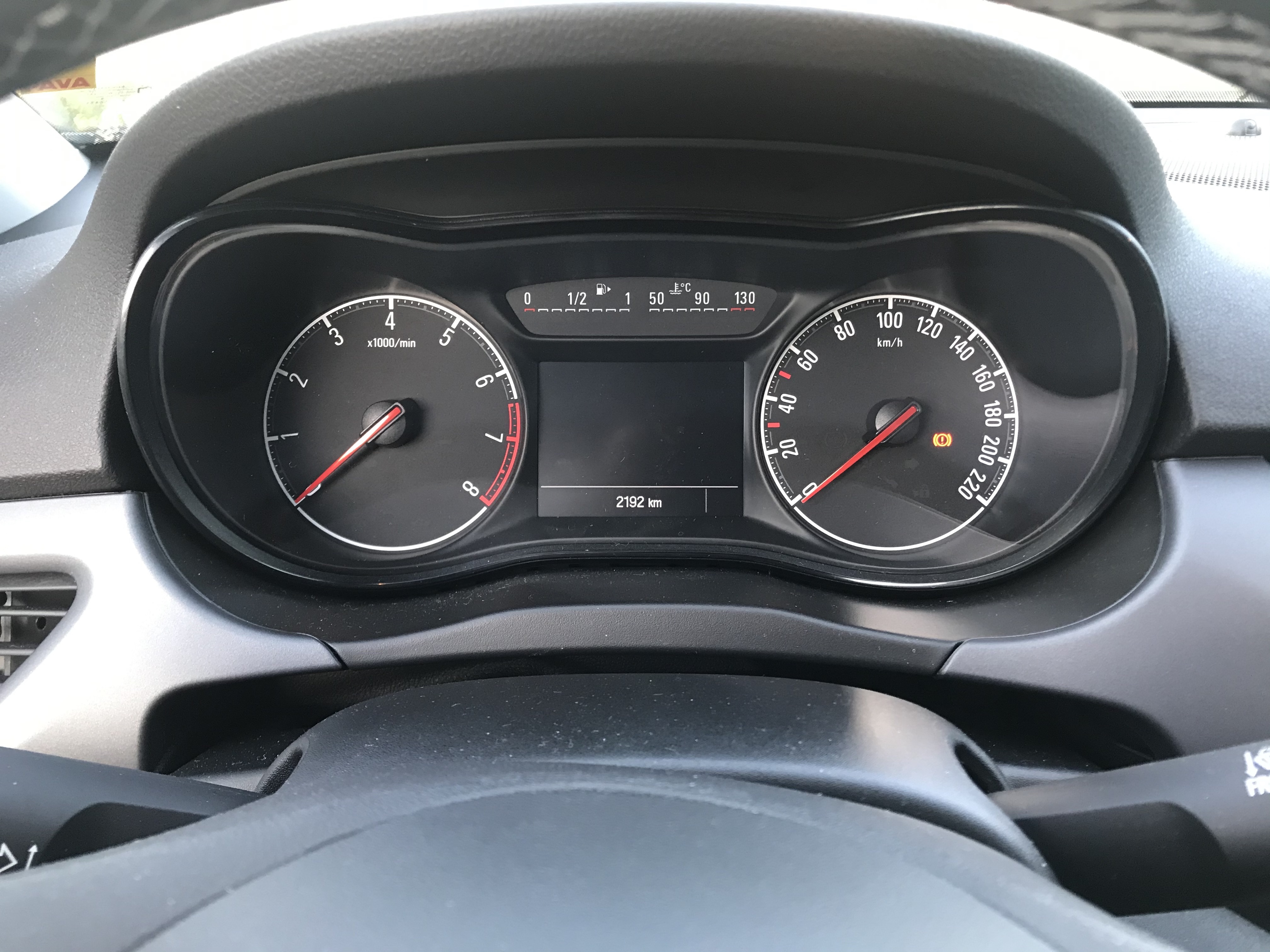 Grå Opel Corsa fra 2018