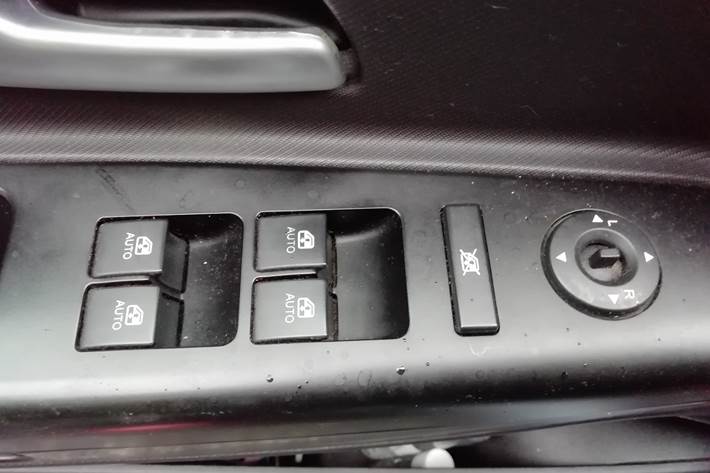 Blå Kia Ceed fra 2007