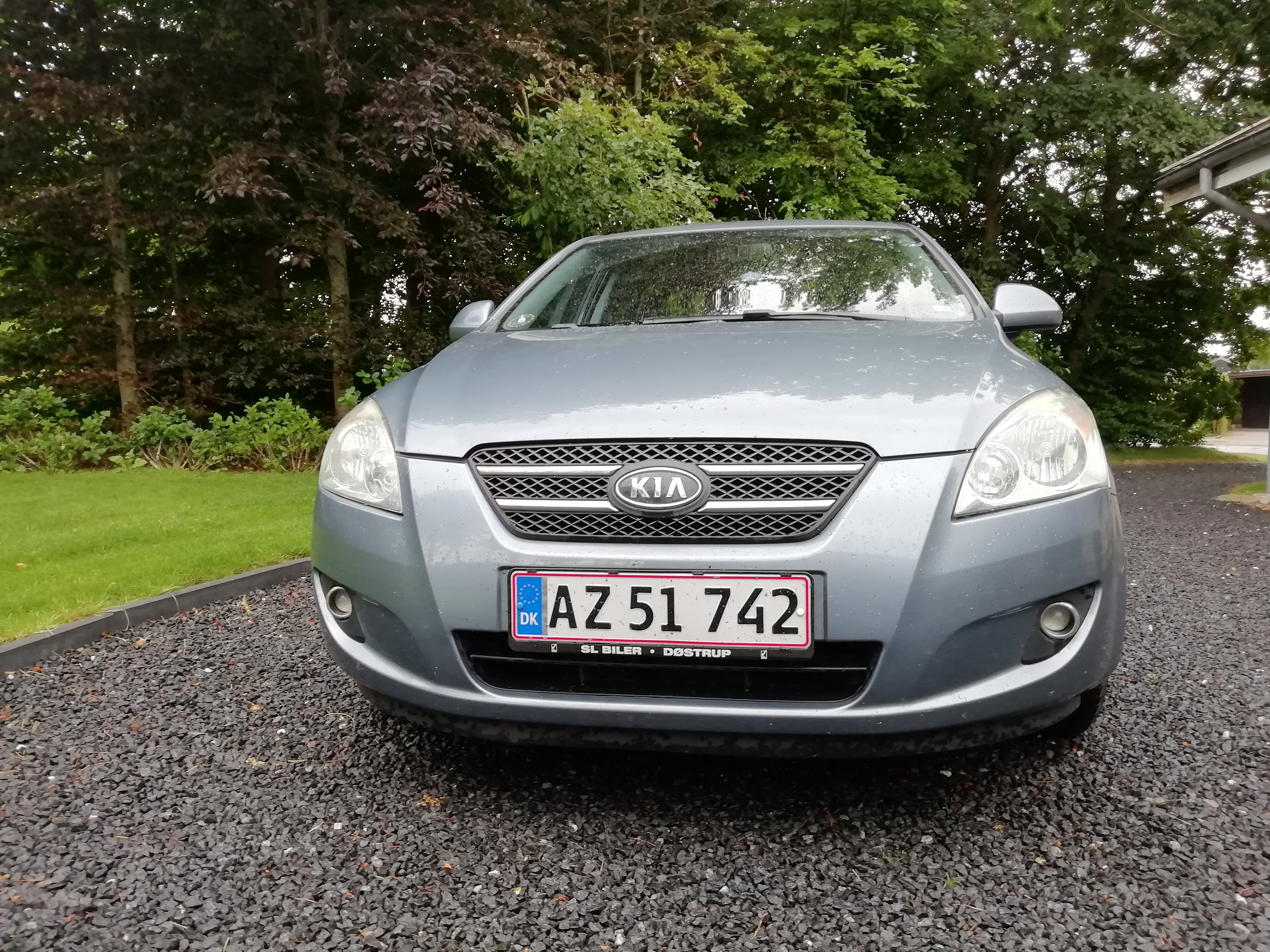 Blå Kia Ceed fra 2007