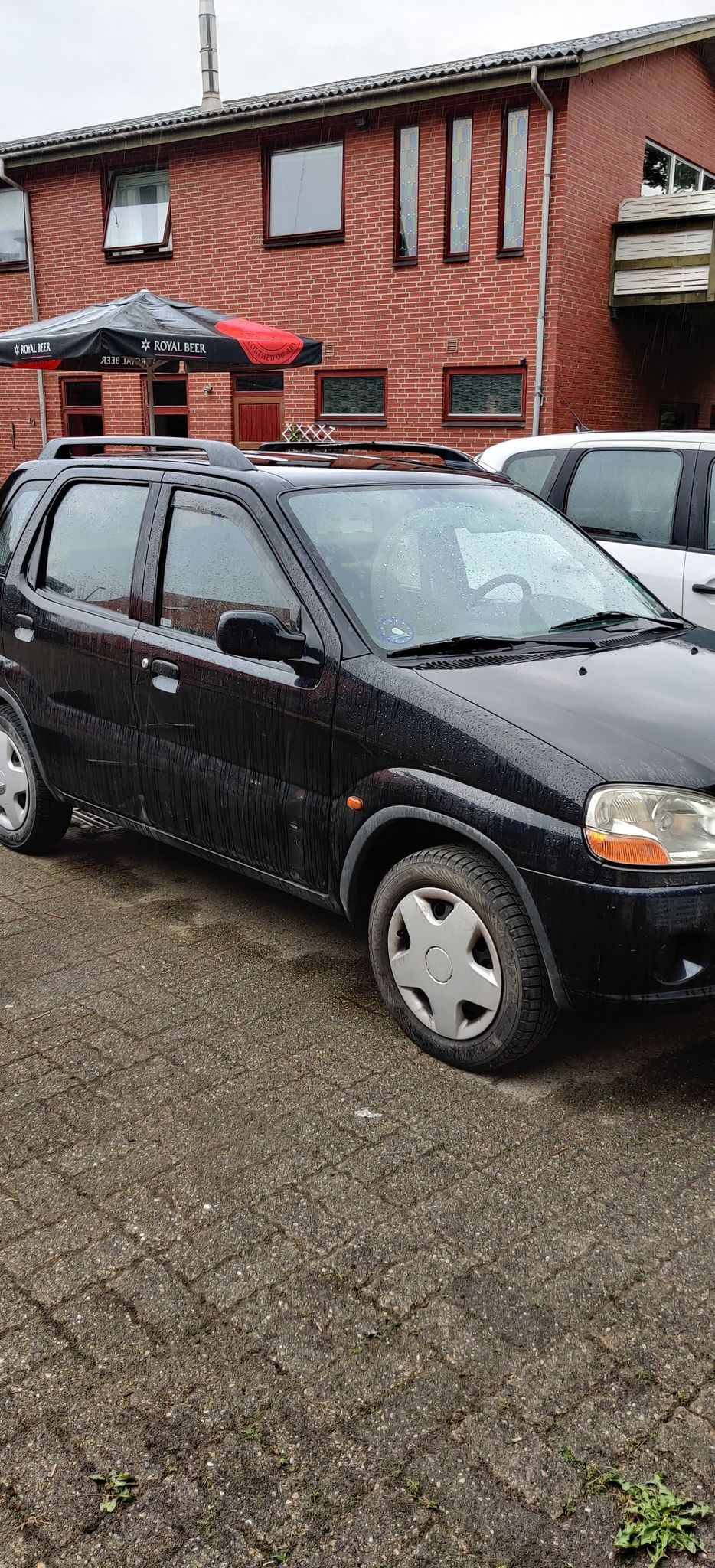 Sort Suzuki Ignis fra 2002