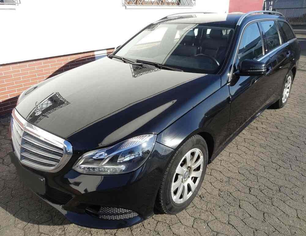 Sort Mercedes E200 fra 2016
