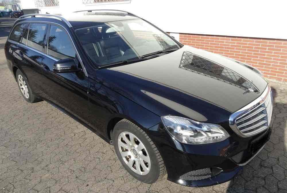 Sort Mercedes E200 fra 2016