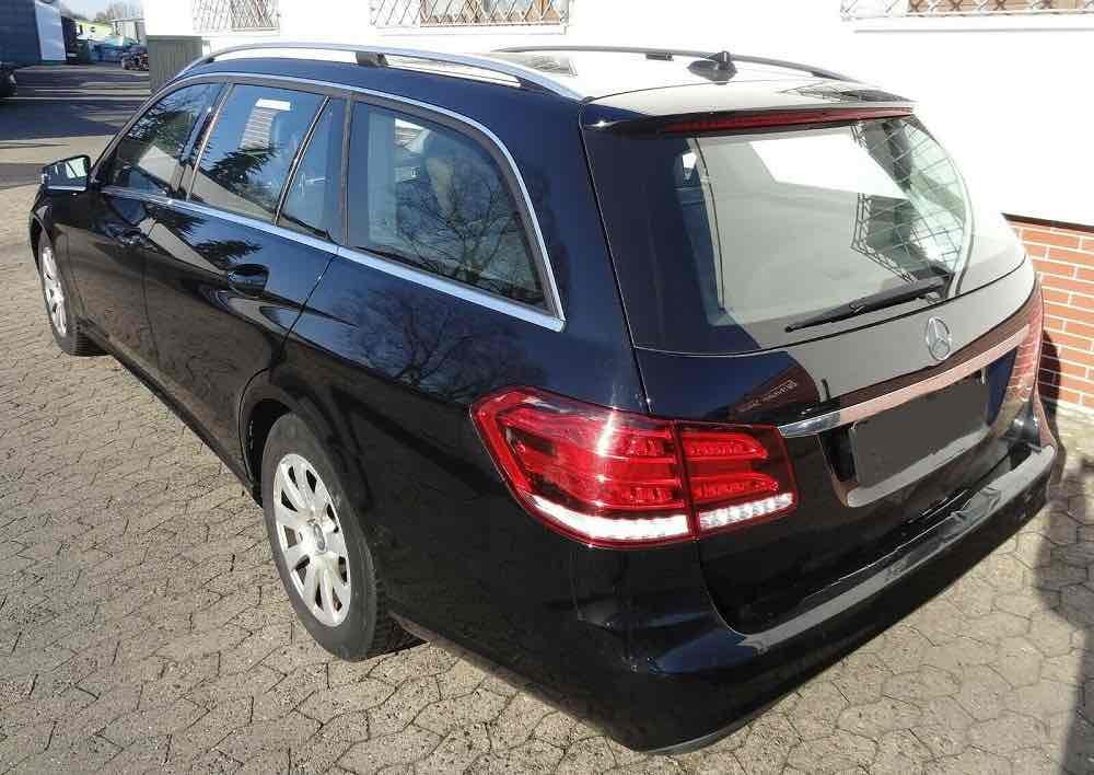 Sort Mercedes E200 fra 2016