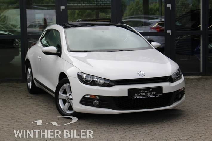 Hvid VW Scirocco fra 2014
